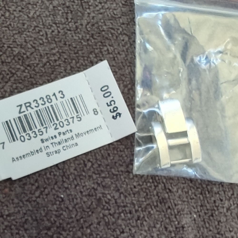 Relic Silver Watch With Rectangular Face - image 2